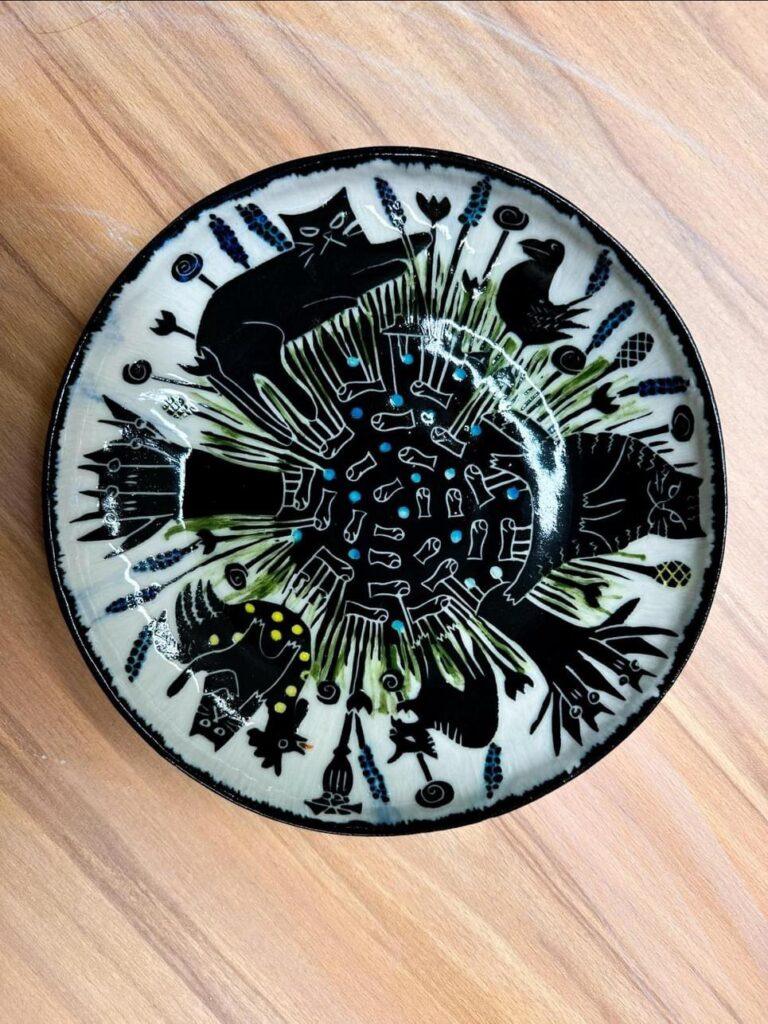 Porcelain sgraffito plates by Piret Kevad 🇪🇪